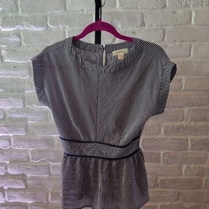 Monteau Gray Peplum Blouse with Cap Sleeves and Mandarin Collar